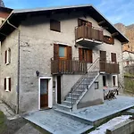 Vetto Villa