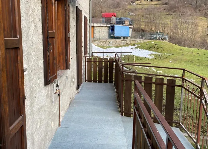 Vetto Villa